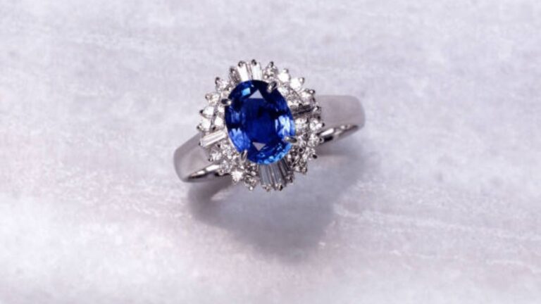Sapphire Ring