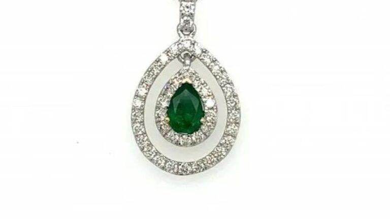 Emerald Diamond Pendant