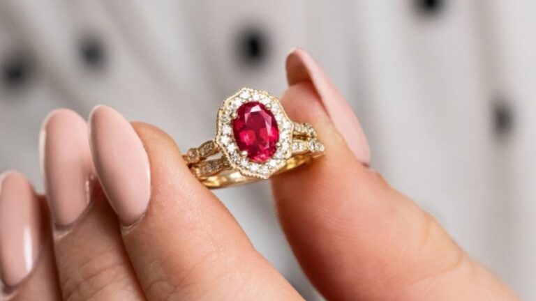 Diamond Ruby Ring
