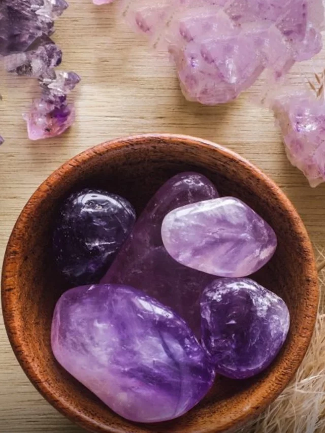 Loose purple sapphire gemstones
